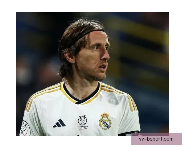 皇马正式宣布莫德里奇续约至2025年继续为皇马效力